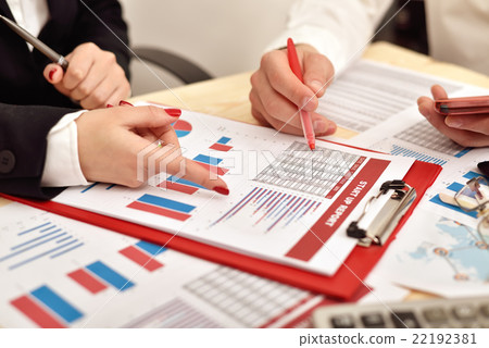 creating a new business 22192381