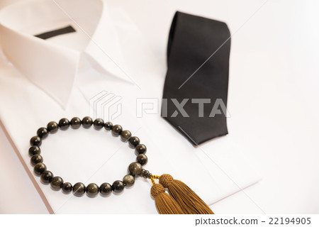 Mourning (informal) Men's white shirt and black tie and beads Mourning (informal) Men's white shirt and black tie and beads 22194905