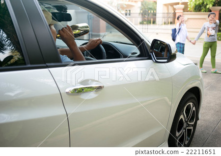 Concept on drinking and driver cause an accident 22211651