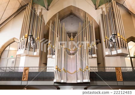 Church organ pipes 22212483