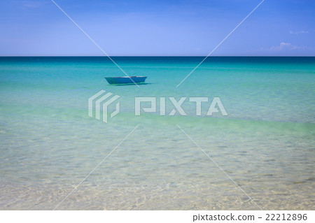 Fisher boat and clear turquoise water 22212896