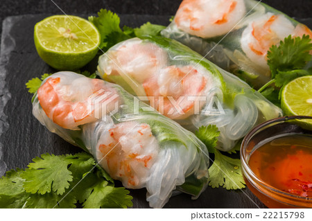 Vietnamese style spring roll roll Salad spring roll of Asian wind prawns 22215798