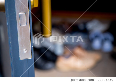 很多鞋子刪除了鞋子入口暗淡的親戚聚會會議鞋類節日入口 22225239