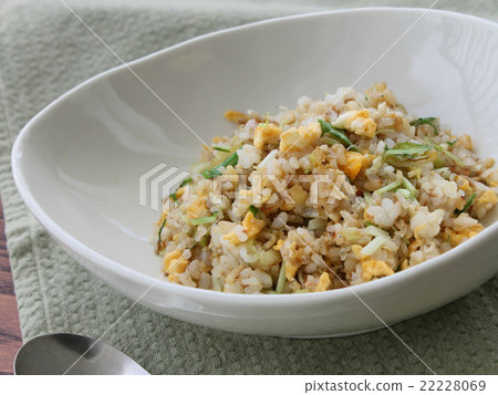 Fried rice 22228069