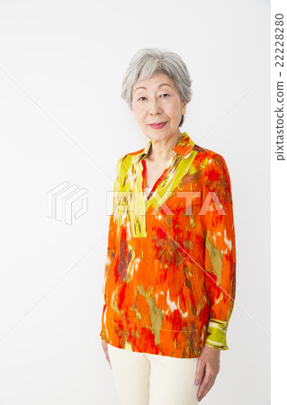 Senior women portrait 22228280