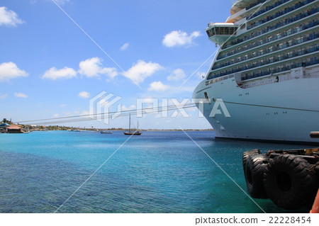 Bonaire, a cruise ship on an anchor Bonaire, a cruise ship on an anchor 22228454