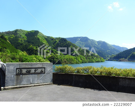 Fresh green Takihata dam 22229007