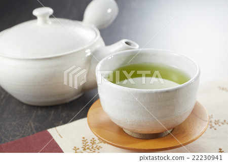 Green tea and teapot 22230941