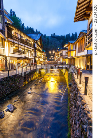Evening landscape of Ginzan Onsen hot spring town 22234020