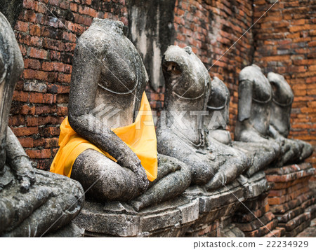 Old Buddha statue at Wat Chai Watthanaram 22234929
