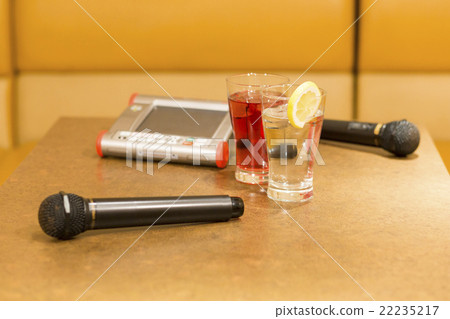 Karaoke Karaoke 22235217