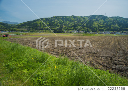 Rural scenery in the Hubei region of Shiga prefecture in spring 22238266