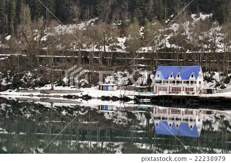 House on mountain lake of Rica (Ritsa) in Abkhazia House on mountain lake of Rica (Ritsa) in Abkhazia 22238979