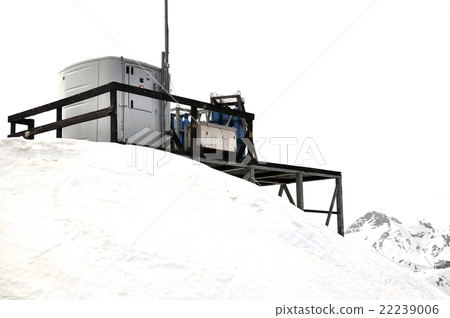 Oxygen station on snow mountain Oxygen station on snow mountain 22239006