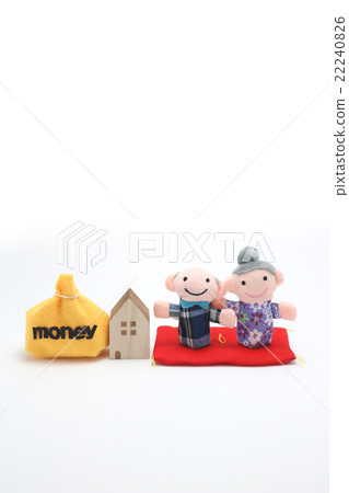 Elderly couple house money Elderly couple house money 22240826