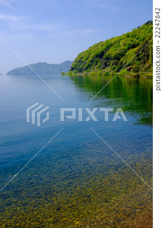Lake Biwa · Hubei 22247842