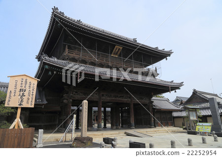Odori Temple (Nagahama Gobo) Yamaemon Odori Temple (Nagahama Gobo) Yamaemon 22252954