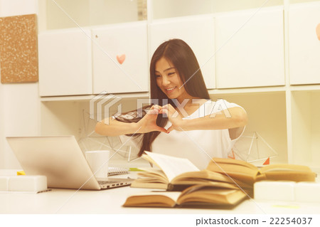 Asian student communicating Asian student communicating 22254037