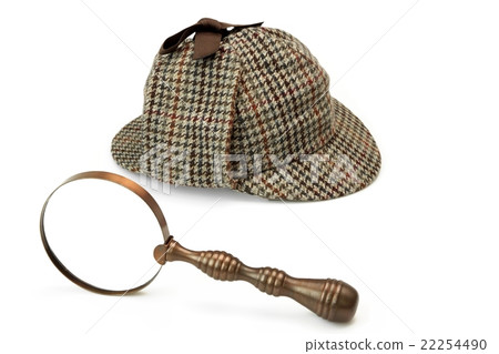 Sherlock Holmes Cap And Vintage Magnifying Glass 22254490