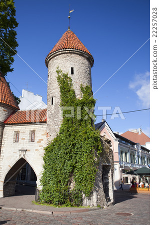 Tallinn, Estonia the entrance from the Viru Gate. 22257028