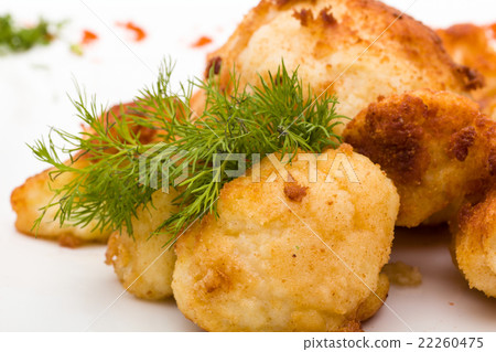 chicken pie isolated on white 22260475