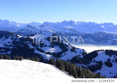 Sea of clouds from Rigi Kulm in winter, Lucerne Sea of clouds from Rigi Kulm in winter, Lucerne 22264334