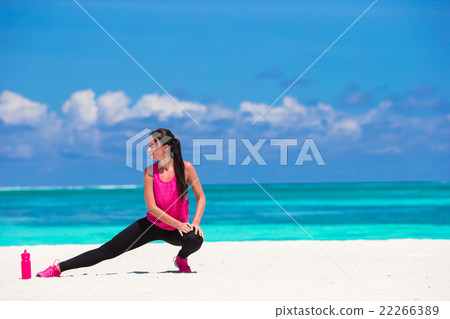 Healthy athlete woman working out doing exercise Healthy athlete woman working out doing exercise 22266389