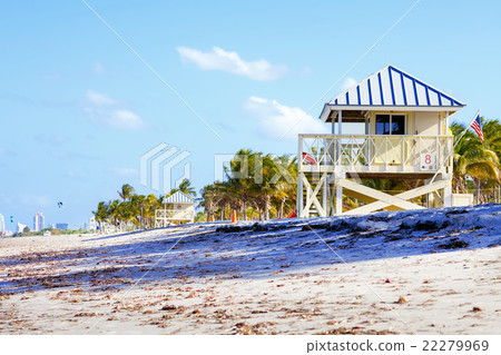 Beautiful Crandon Park Beach located in Key Beautiful Crandon Park Beach located in Key 22279969