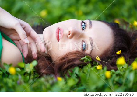 Girl in the grass 22280589