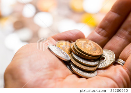 A lot of small money money money photo money finance saving a lot of Japanese coin currency Japanese coin 22280950