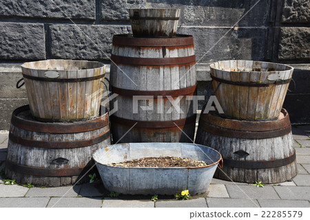 Old wooden buckets or barrel for exterior Old wooden buckets or barrel for exterior 22285579