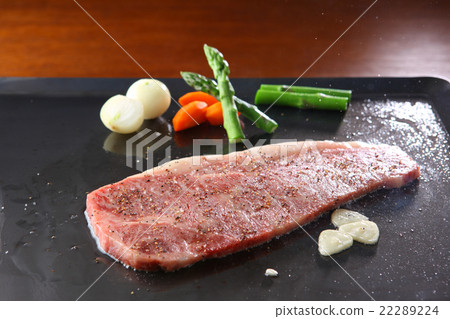 Wagyu beef sirloin steak Wagyu beef sirloin steak 22289224