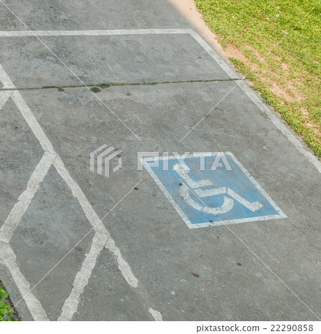 parking space reserved handicapped on road 22290858
