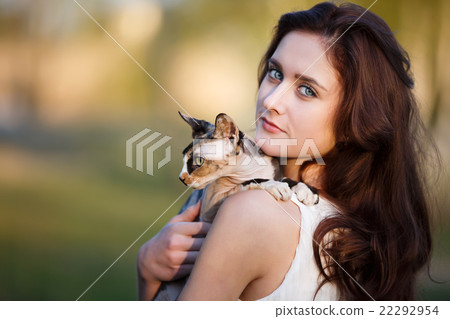 Friendship girl with a cat Friendship girl with a cat 22292954