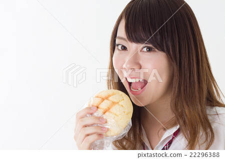 high school girl, <b>melon bread</b>, eat 22296388 - 22296388