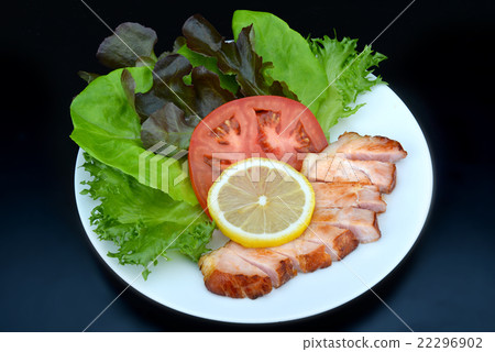 salad with smoke grill ham 22296902