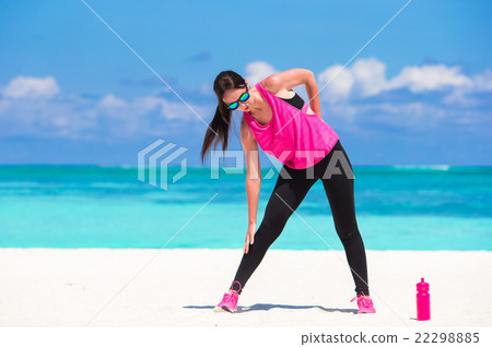 Healthy athlete woman working out doing exercise Healthy athlete woman working out doing exercise 22298885
