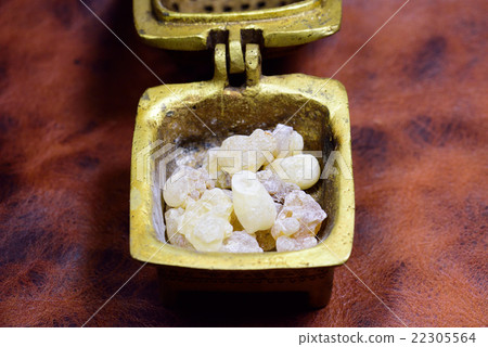 香滿香爐 香滿香爐 22305564