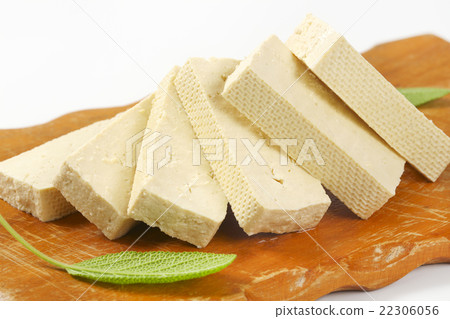 Slices of bean curd (tofu) 22306056