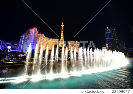Las Vegas Fountain Show 1 22309047