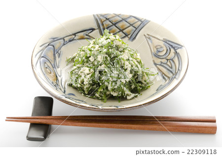 bitter leaf and tofu salad 22309118