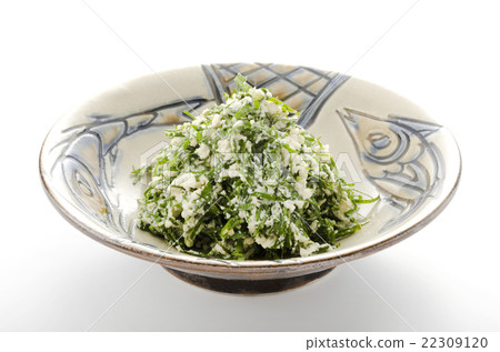 bitter leaf and tofu salad 22309120