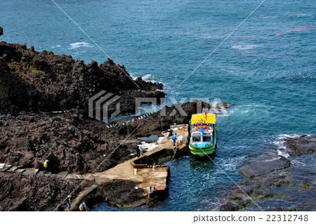 Kanazawa · Noto gem · Gimpo boat ride overlooking the gumda promenade (2) 22312748