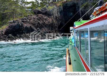 Kanazawa · Noto gang · A gigantic tour of the Lumen Gate enters the gum shrine (1) 22312776