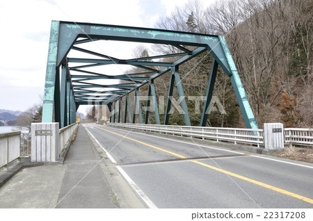 在Miyagase湖Ishihisa橋樑的橋樑 22317208