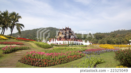 The Royal Pavilion (Ho Kham Luang) 22325049