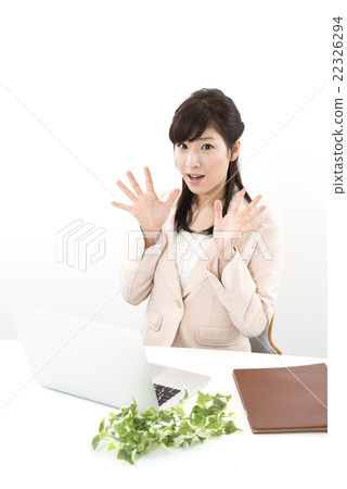 Business woman 22326294