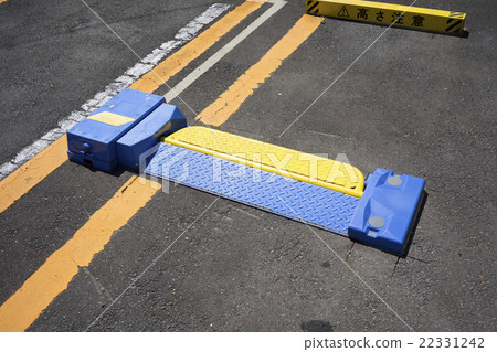 Coin parking wheel stop 22331242