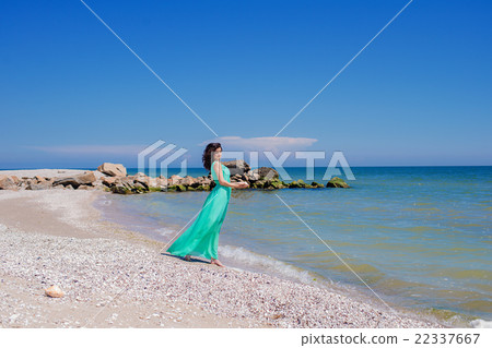 Beautiful girl on the beach Beautiful girl on the beach 22337667