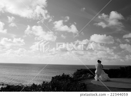 sky, wedding, blue water 22344059